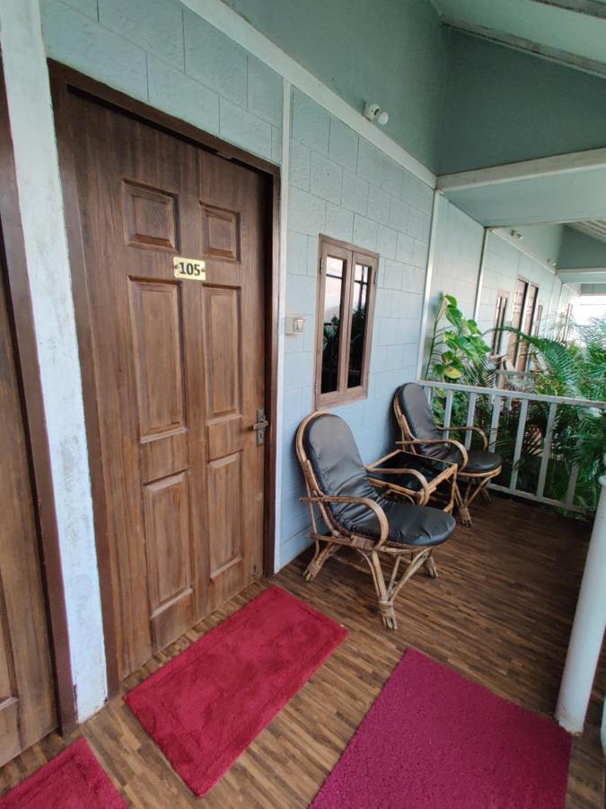 Regina'S Place 호텔 만드렘 외부 사진